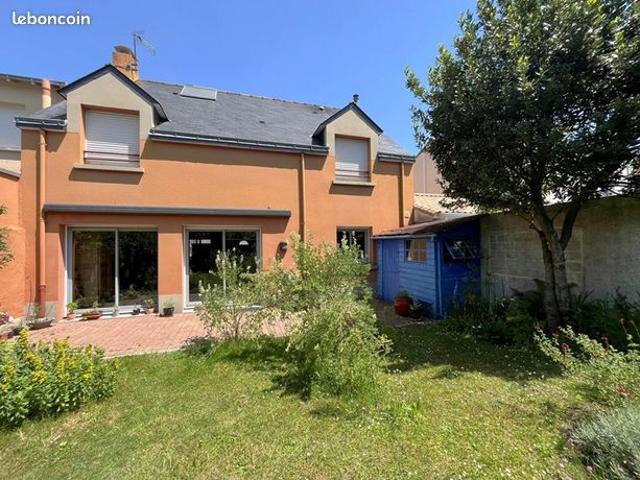 Maison 4 pièces 131 m²