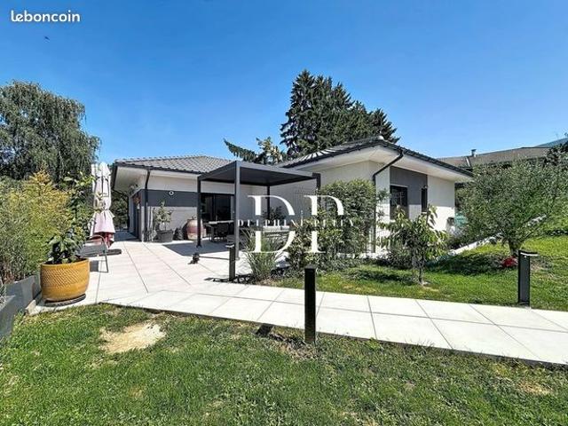 Maison 4 pièces 131 m²