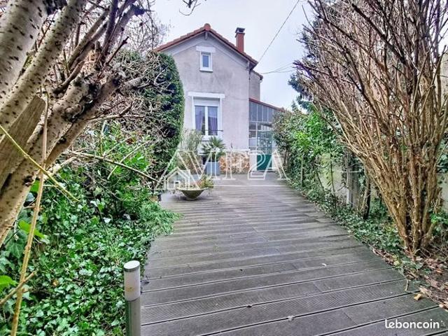 Maison 4 pièces 131 m²