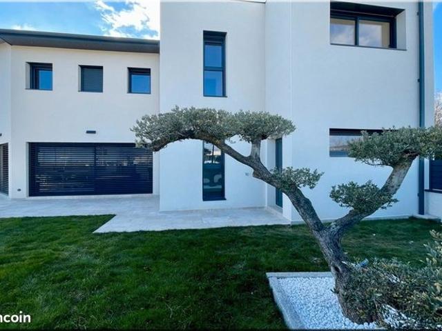 Maison 4 pièces 132 m²