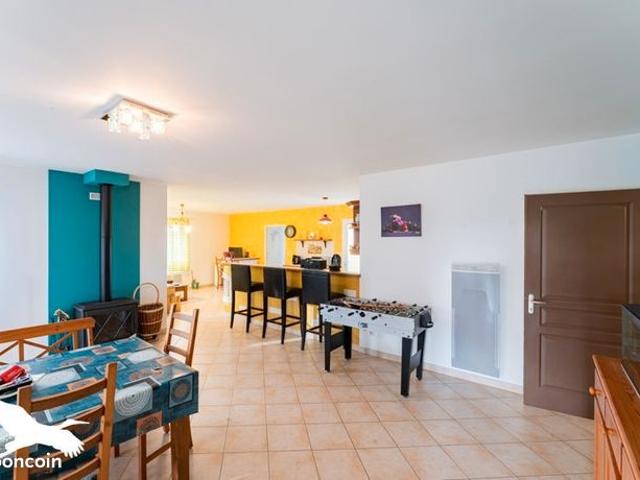 Maison 4 pièces 132 m²