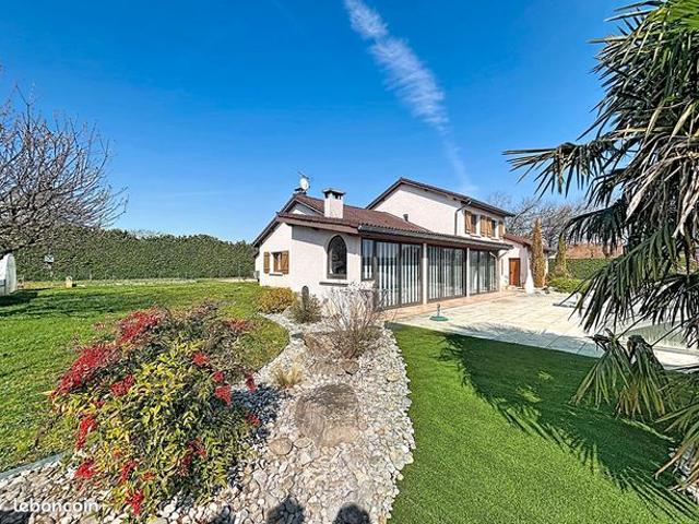 Maison 4 pièces 132 m²