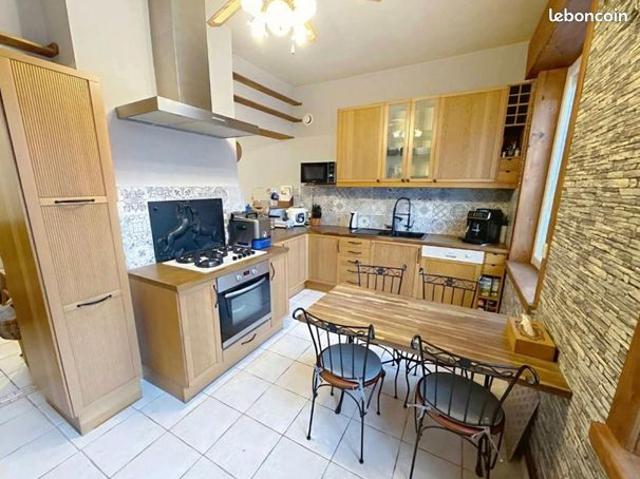 Maison 4 pièces 132 m²
