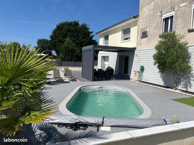 Maison 4 pièces 133 m²