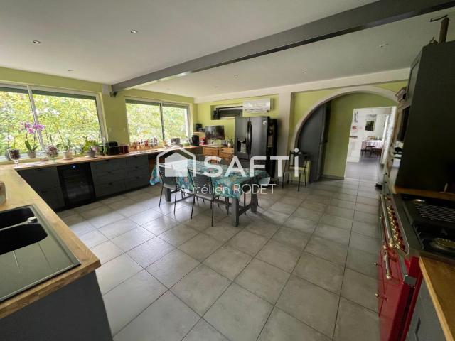 Maison 4 pièces 133 m²