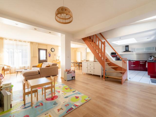 Maison 4 pièces 133 m²