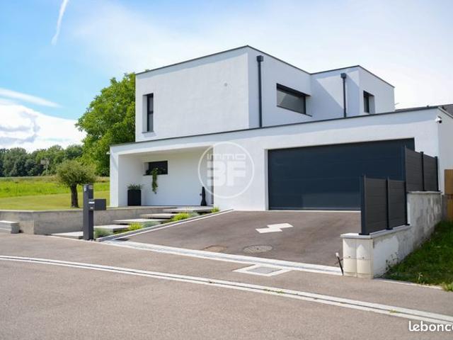 Maison 4 pièces 133 m²