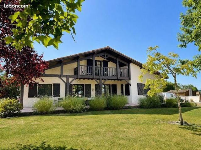 Maison 4 pièces 144 m²