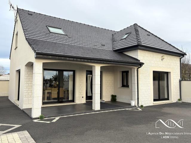 Maison 5 pièces 144 m²