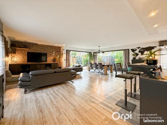 Maison 4 pièces 145 m²
