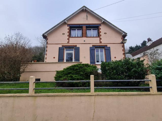 Maison 4 pièces 145 m²