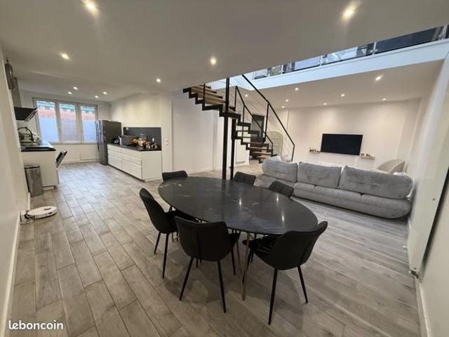 Maison 4 pièces 145 m²