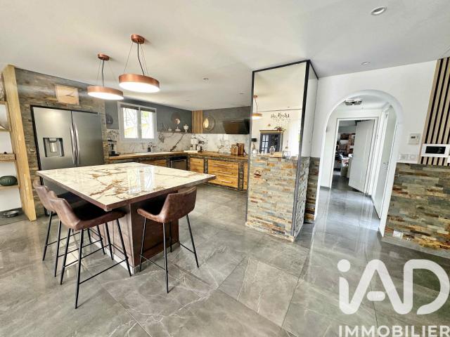 Maison 4 pièces 145 m²