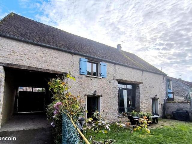 Maison 4 pièces 145 m²