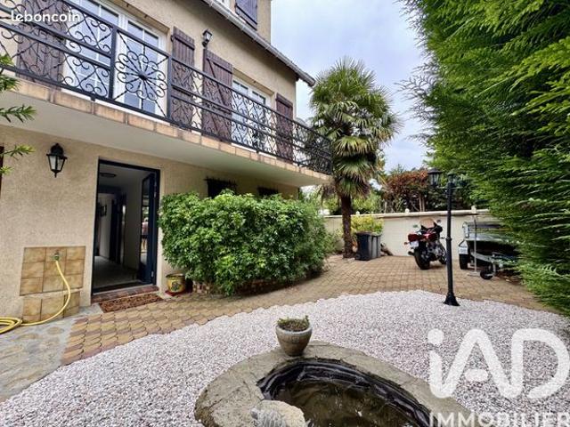 Maison 4 pièces 145 m²