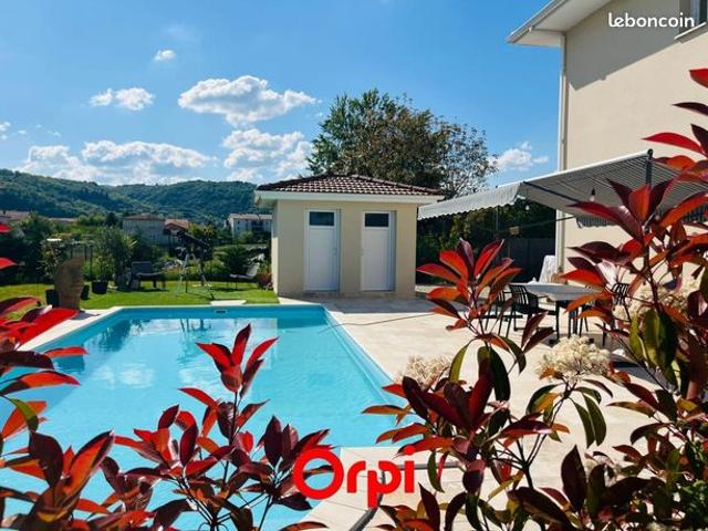 Maison 4 pièces 145 m²