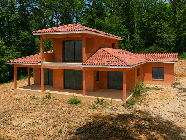 Maison 4 pièces 145 m²