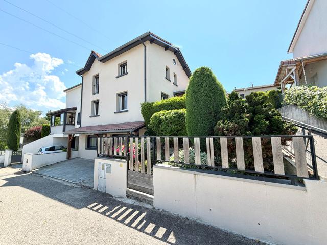 Maison 4 pièces 145 m²