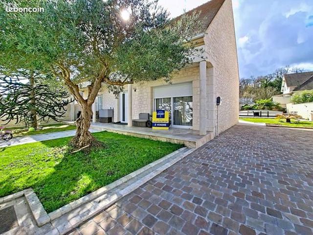 Maison 4 pièces 145 m²