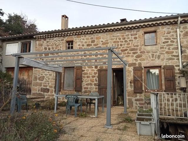 Maison 4 pièces 145 m²