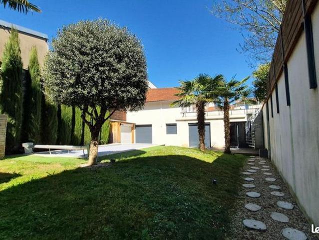 Maison 4 pièces 145 m²