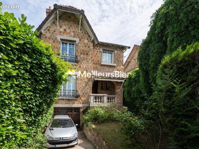 Maison 4 pièces 145 m²