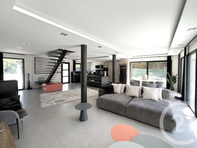 Maison 4 pièces 145 m²
