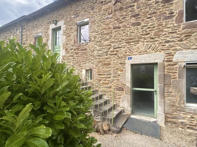 Maison 4 pièces, 145 m² à louer à Baraqueville 12160