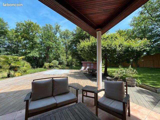 Maison 4 pièces 146 m²