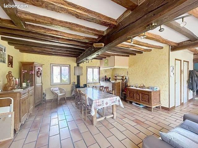 Maison 4 pièces 146 m²
