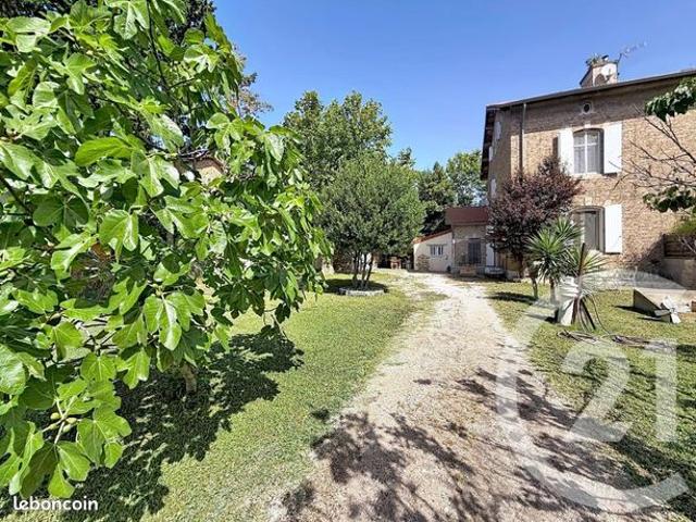 Maison 4 pièces 146 m²