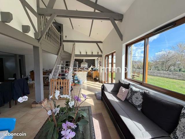 Maison 4 pièces 146 m²