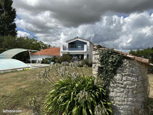 Maison 4 pièces 146 m²