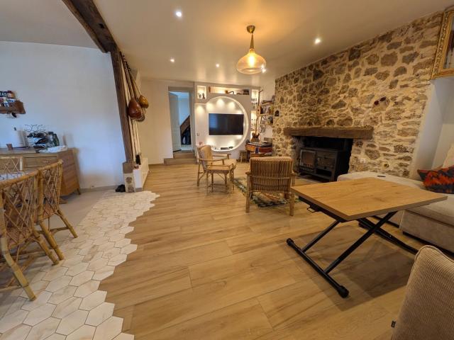 Maison 4 pièces 147 m²