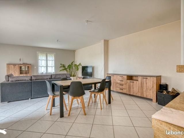 Maison 4 pièces 148 m²