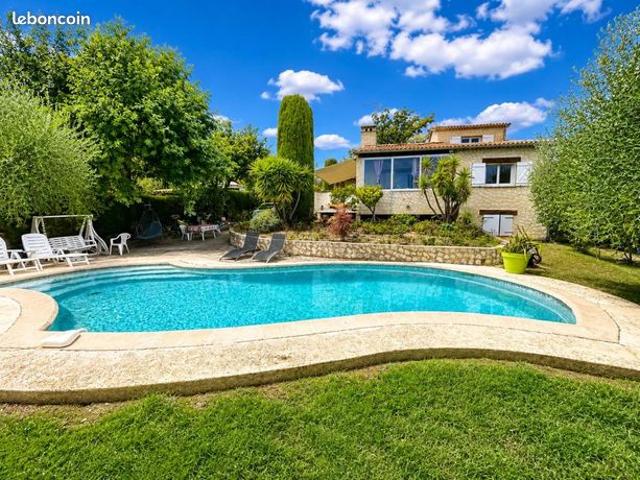 Maison 4 pièces 148 m²