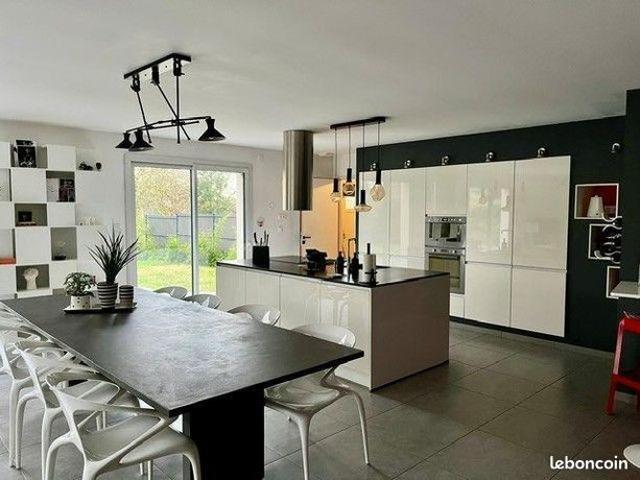 Maison 4 pièces 148 m²