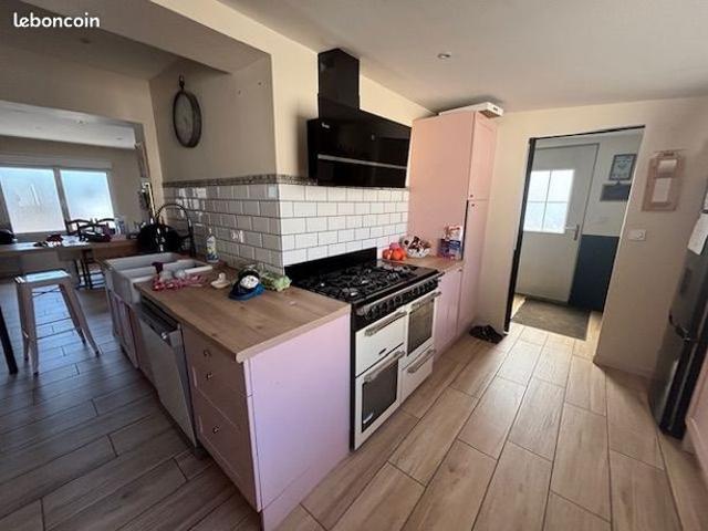Maison 4 pièces 140 m²