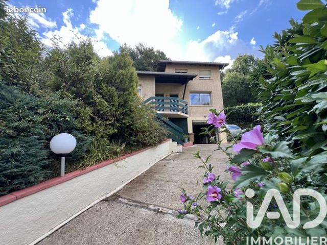 Maison 4 pièces 140 m²
