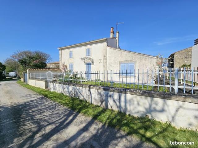 Maison 4 pièces 140 m²