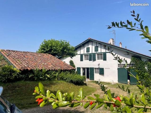 Maison 4 pièces 140 m²