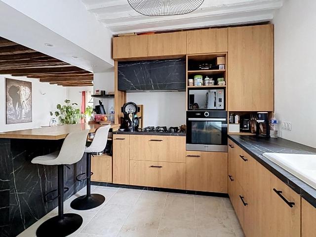 Maison 4 pièces 140 m²