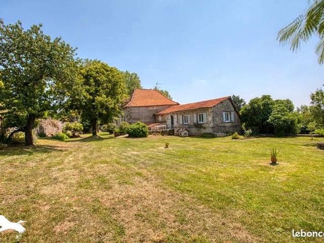Maison 4 pièces 140 m²