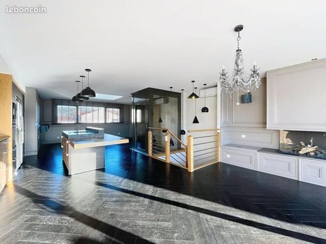 Maison 4 pièces 140 m²