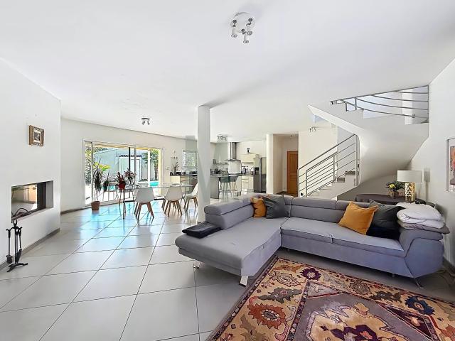 Maison 4 pièces 140 m²