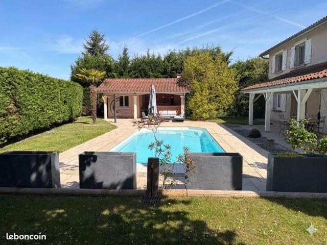 Maison 4 pièces 140 m²