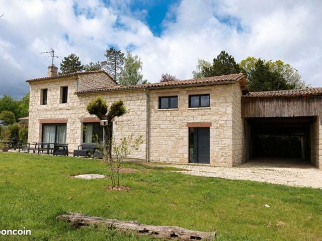 Maison 4 pièces 140 m²