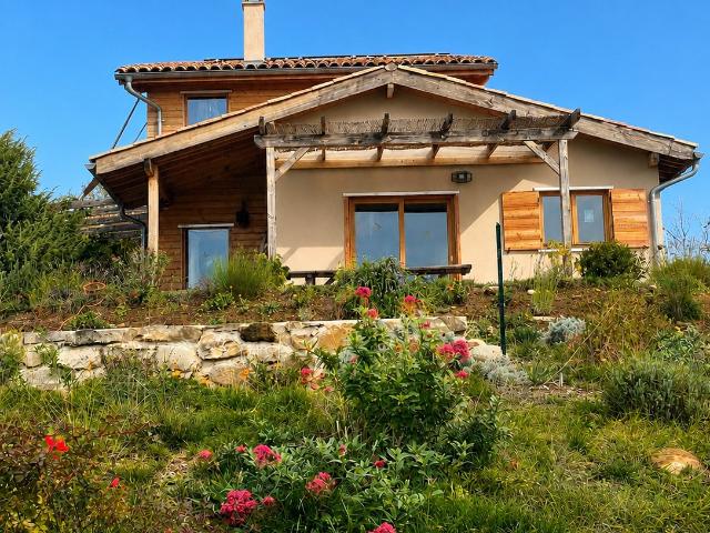 Maison 4 pièces 140 m²