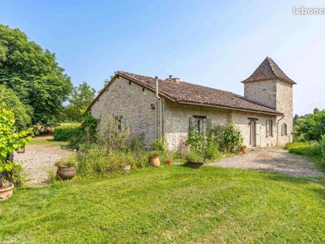 Maison 4 pièces 140 m²