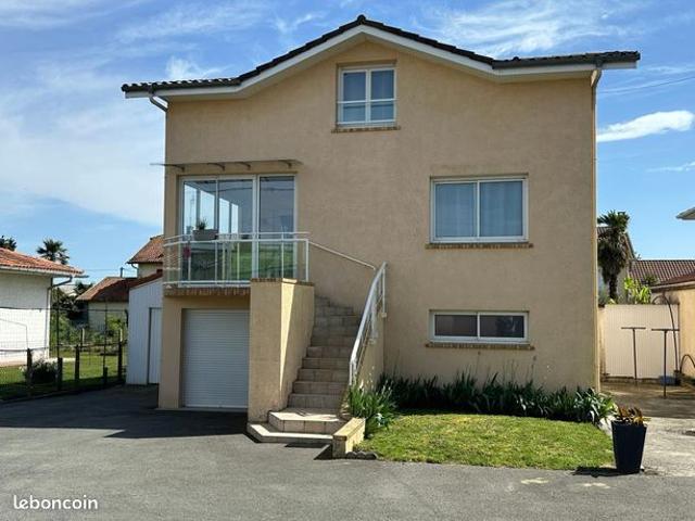 Maison 4 pièces 140 m²